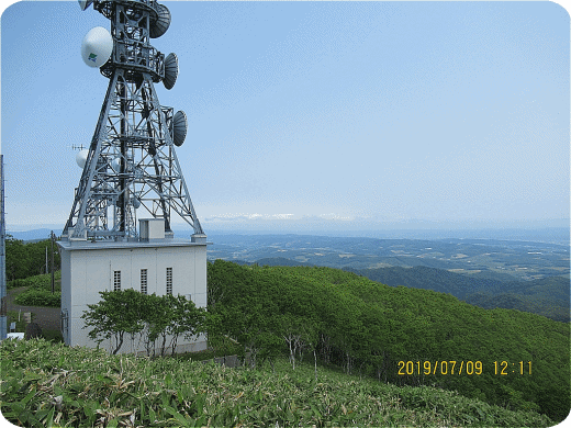 2019-07-09-IMG_3043-1024bb仁頃山山頂から180