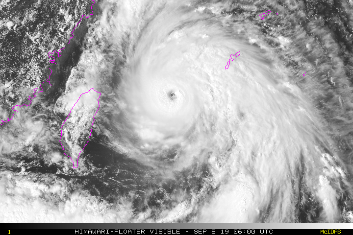 2019年 台風13号 リアルタイム衛星画像