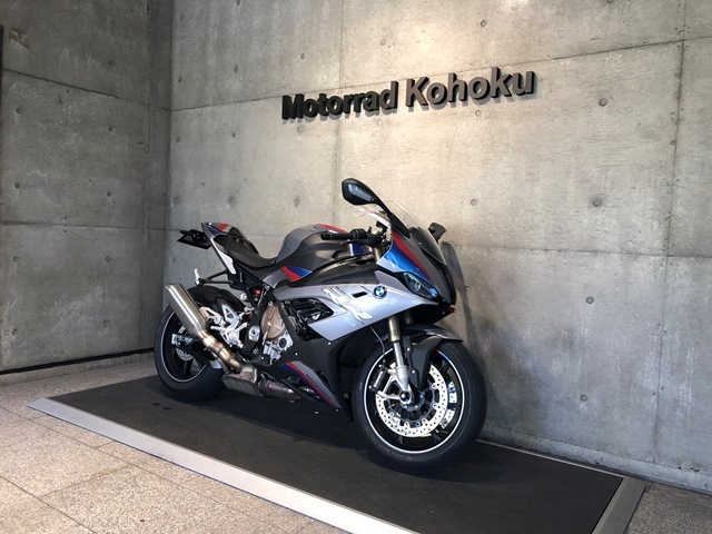 AELLA】NEW S1000RR デモカー！ - BMW Motorrad Kohoku オフィシャルブログ