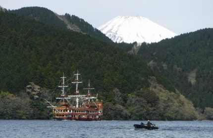 20190428-18-CP神奈川2_富士山と海賊船2