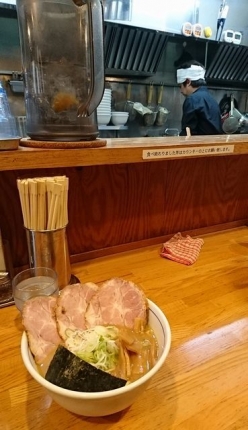 20191107麺屋はし本特製ラーメンとハシケンさん.JPG